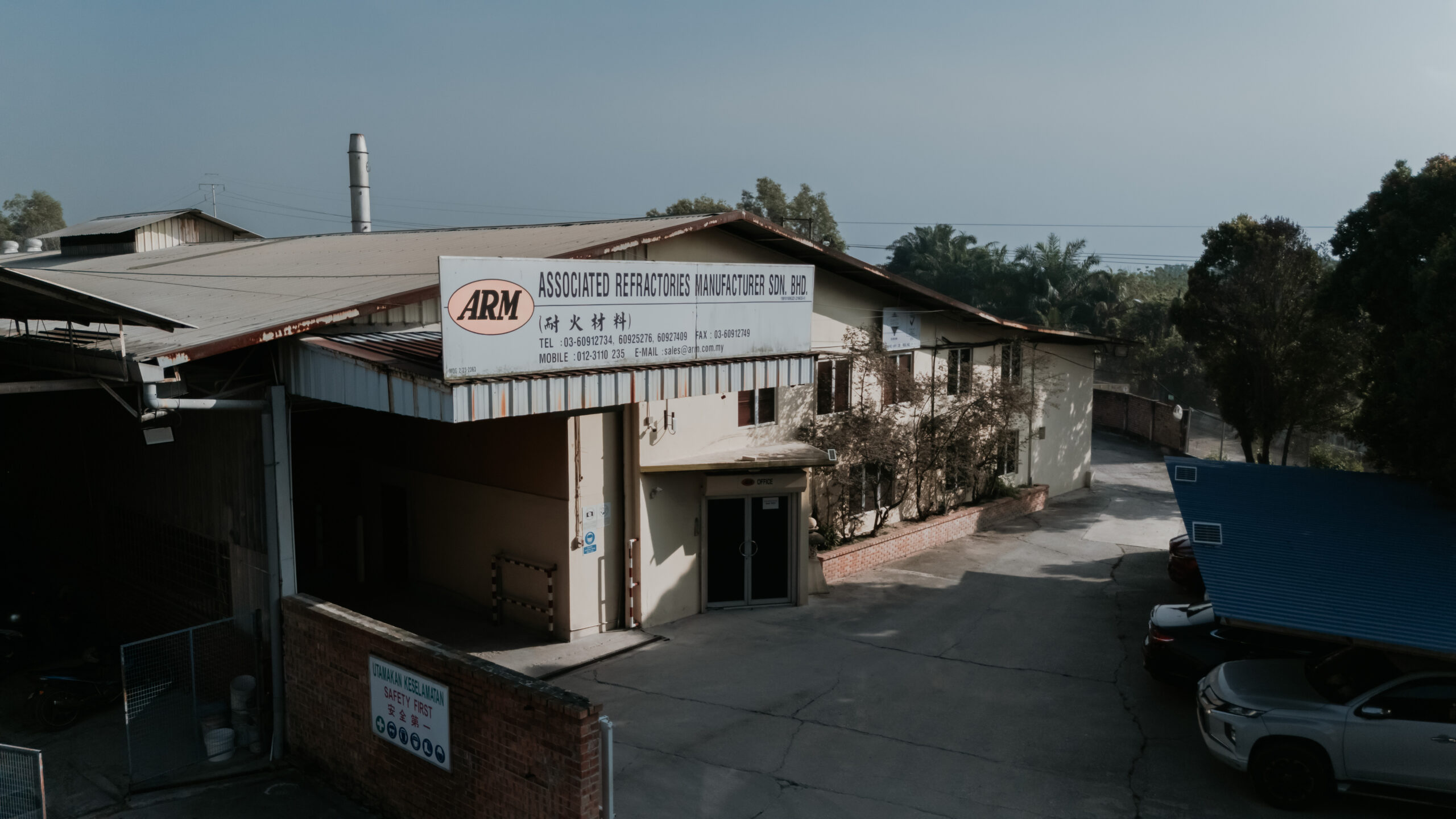Refractory Material & Product Supplier Malaysia, Castables,Fire Brick, Refractory Plastics, Refractoy Mortar, Specialty Precast Shapes, Associated Refractories Manufacturer (ARM)