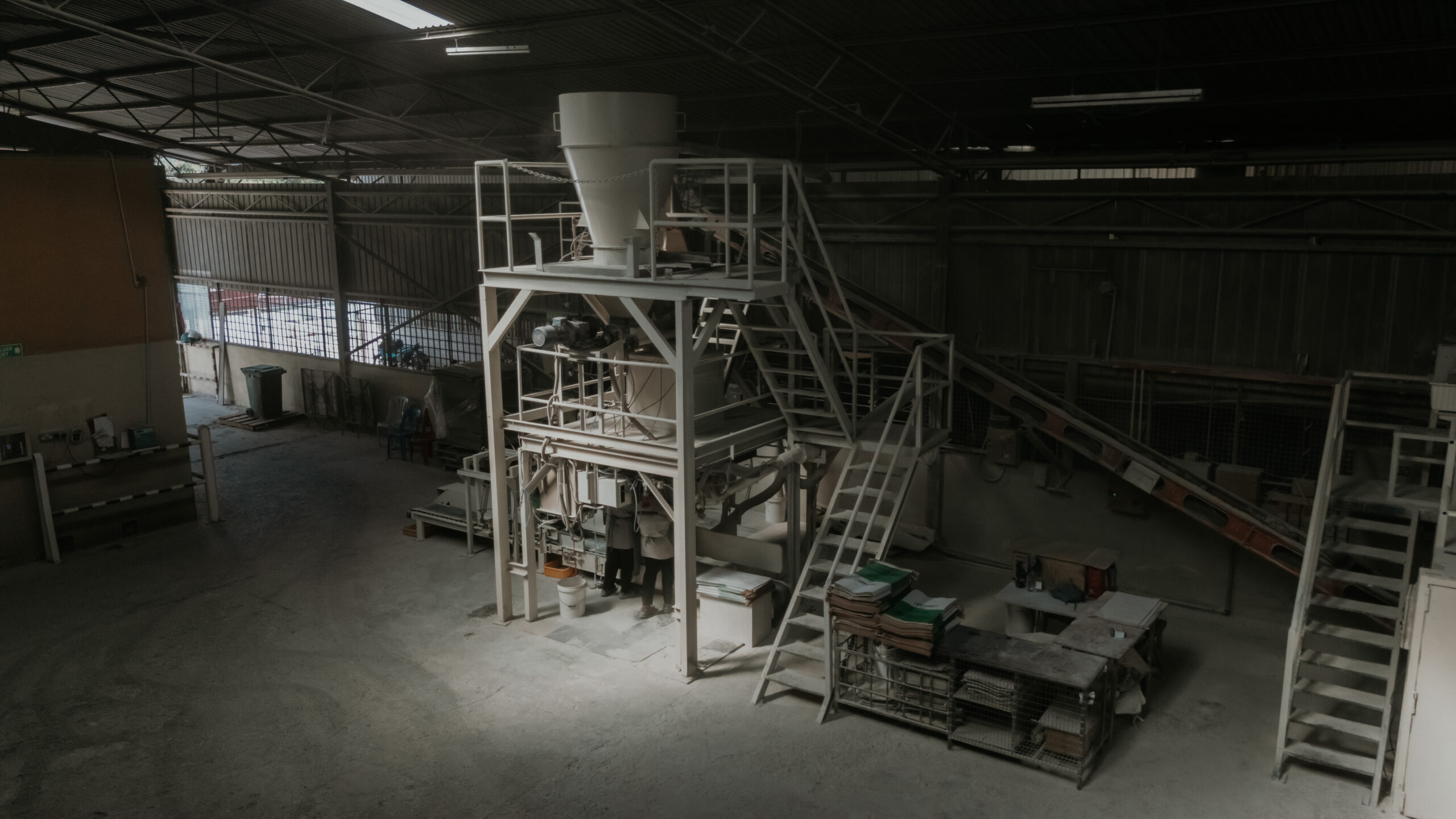 Refractory Material & Product Supplier Malaysia, Castables,Fire Brick, Refractory Plastics, Refractoy Mortar, Specialty Precast Shapes, Associated Refractories Manufacturer (ARM)