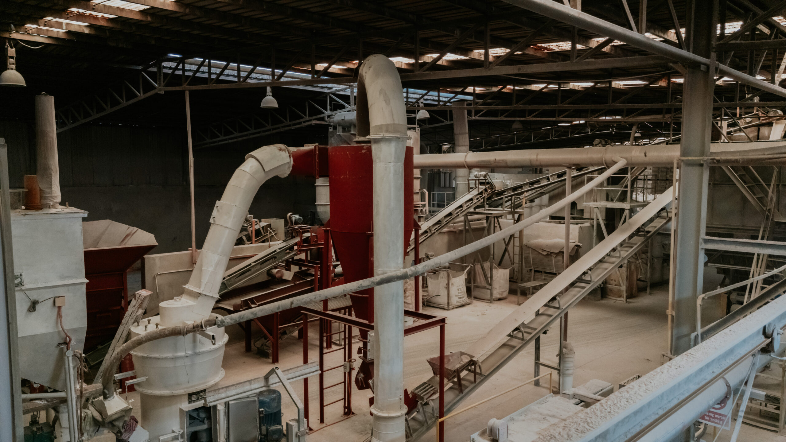 Refractory Material & Product Supplier Malaysia, Castables,Fire Brick, Refractory Plastics, Refractoy Mortar, Specialty Precast Shapes, Associated Refractories Manufacturer (ARM)